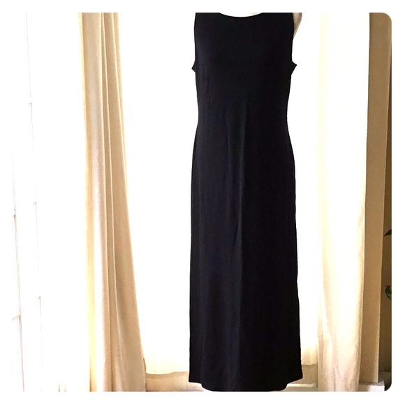 Ann Taylor Dresses & Skirts - Ann Taylor Black Dress 14